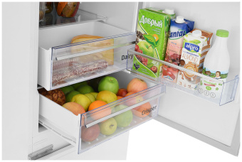 Холодильник Beko Diffusion BCNA306E2S белый
